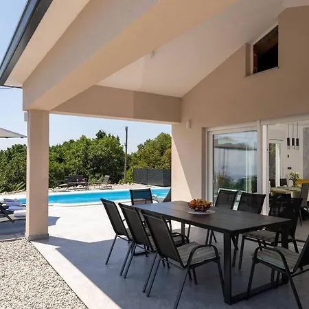 Hillsea Villa Moscenice